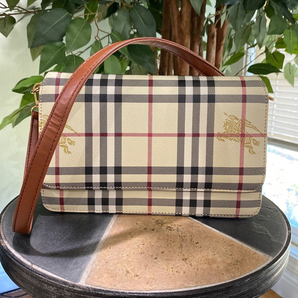 Shoulder back - image 1